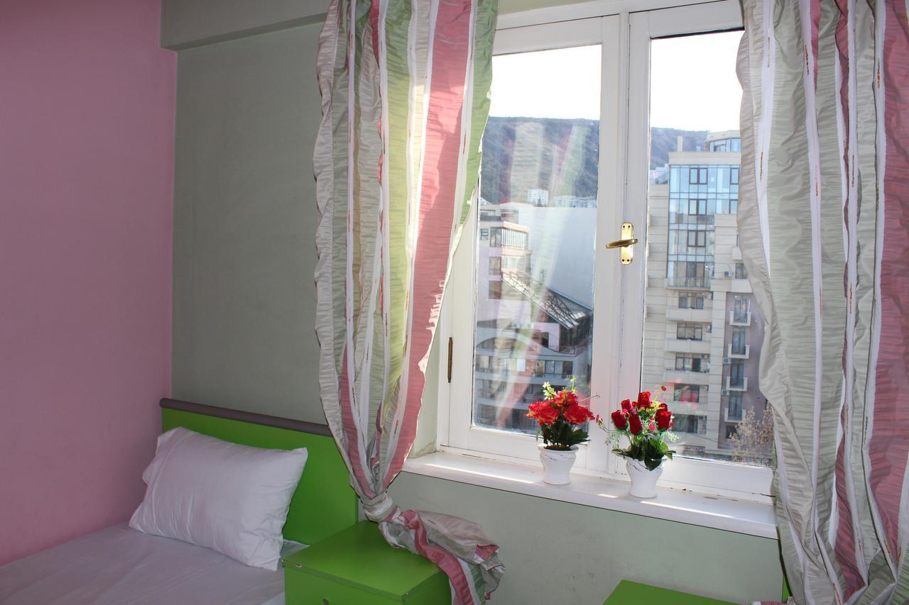 Herrmas Hostel 트빌리시 외부 사진