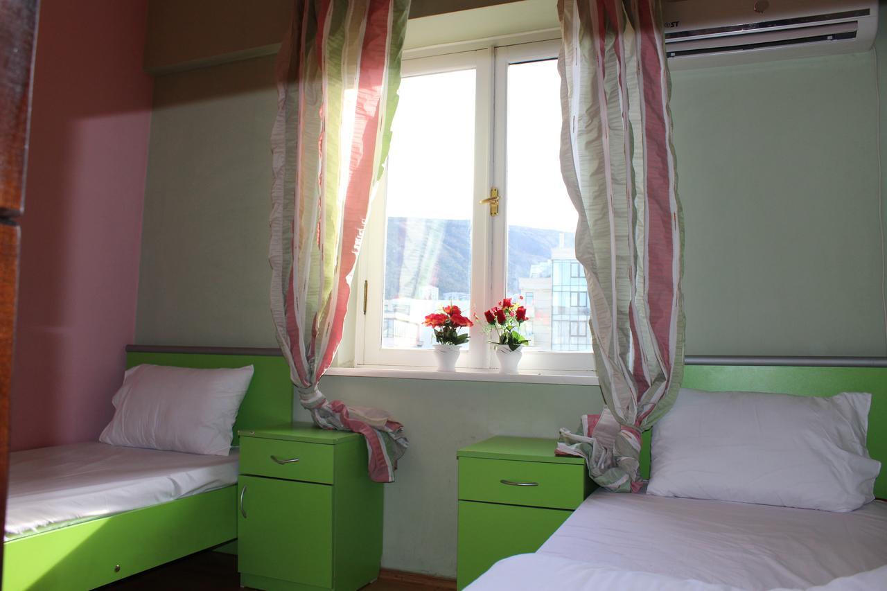 Herrmas Hostel 트빌리시 외부 사진