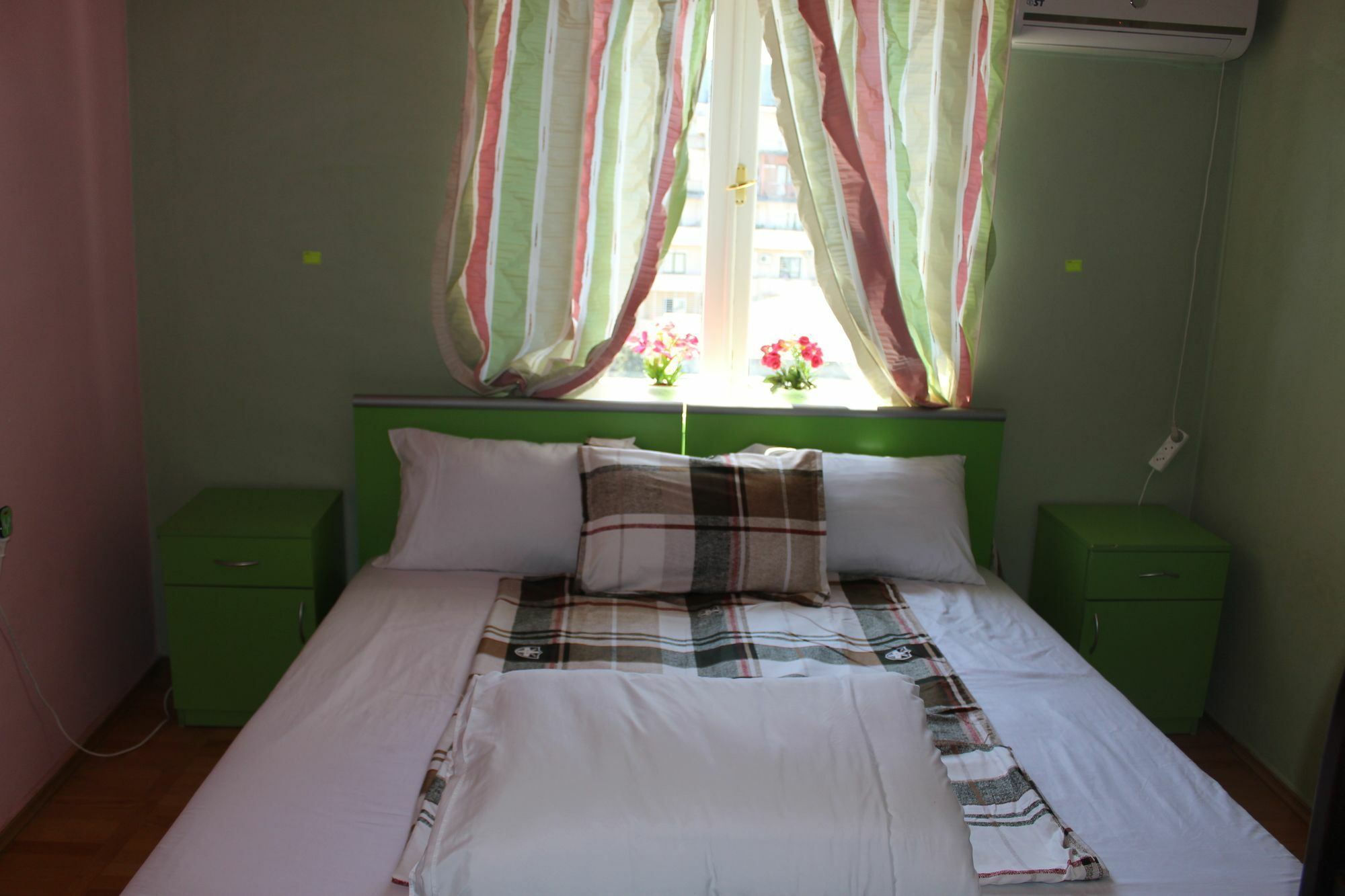 Herrmas Hostel 트빌리시 외부 사진